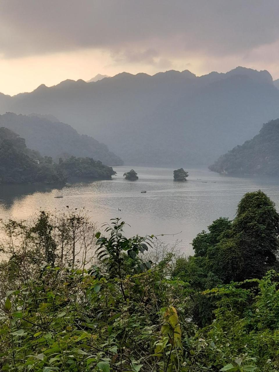 Khach San Vuon Quoc Gia Ba Be Hotel Bac Kan ภายนอก รูปภาพ