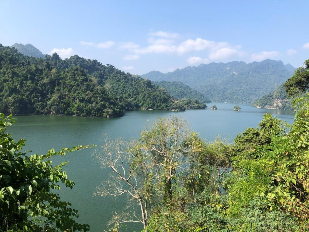 Khach San Vuon Quoc Gia Ba Be Hotel Bac Kan ภายนอก รูปภาพ